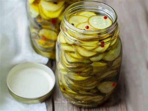 Zucchine Sott Olio La Ricetta Perfetta Per Conservare Le Zucchine