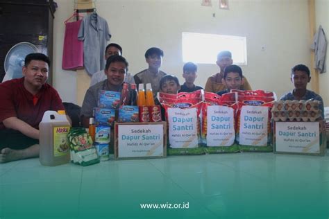 Pendistribusian Stok Makanan Ke Pondok Pesantren Wujud Dedikasi WIZ