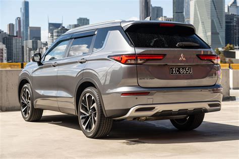 Mitsubishi Outlander Review Australia Fey Tamarra