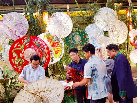 《非遗里的中国》开启不一样的文化探寻之旅 泸州市江阳区毕六福伞业有限公司