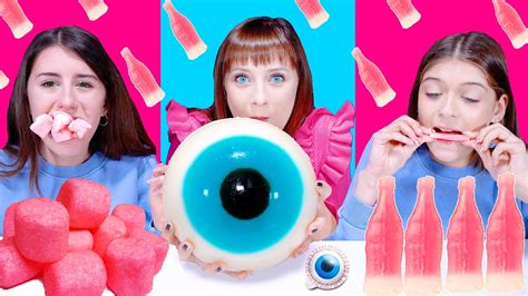 Asmr Pink And Blue With Sour Sweet And Jelly Candy Eating Sounds Lilibu Youtube