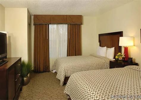 Embassy Suites By Hilton Memphis East Germantown Area Hotel
