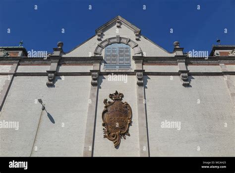 Traditional Storage Building Hi Res Stock Photography And Images Alamy