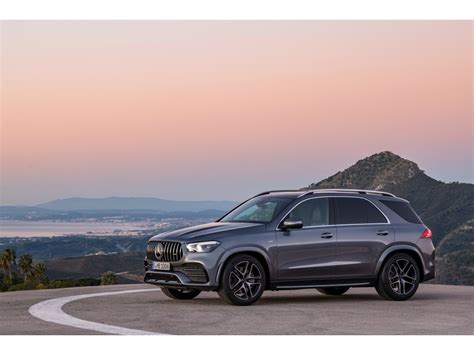 2025 Mercedes-Benz GLE 53: 44 Exterior Photos | U.S. News