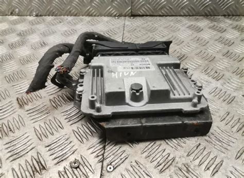 Hyundai Santa Fe Engine Control Unit Module Ecu