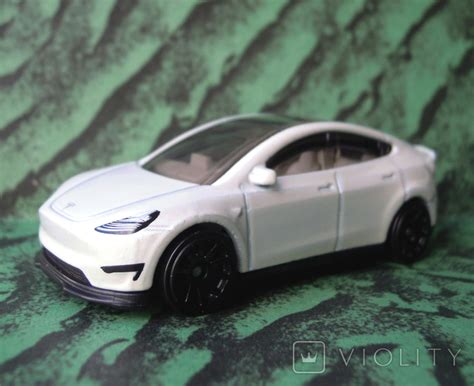 Модель Tesla Model Y Hot Wheels машинка Хот Вилс моделька Хот Вілс Тесла HW на сайте