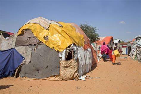 Picture of Mogadishu Refugee Camp (Somalia): View of the refugee camp ...