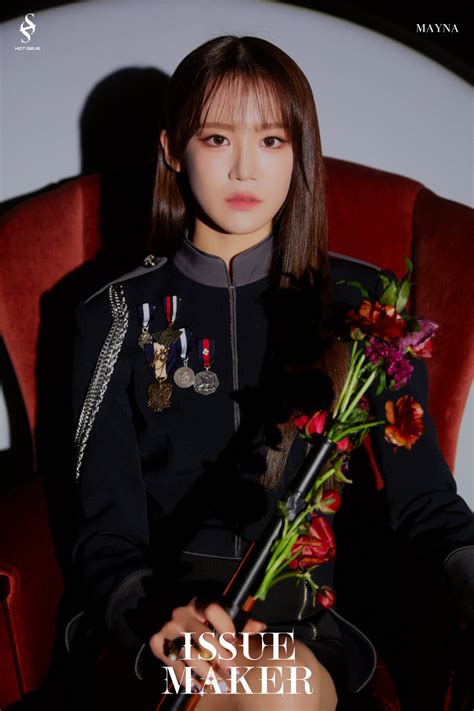 HOT ISSUE Release First Concept Photos Of Nahyun Mayna For Debut Mini Album Issue Maker
