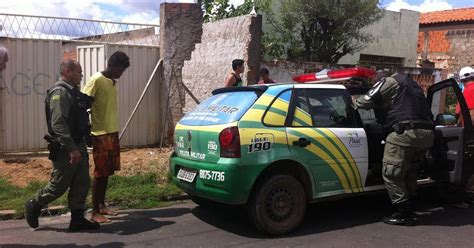 G1 Populares Detêm Suspeito De Roubo Até A Chegada Da Polícia Em