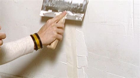 How To Patch A Wall Correctly Before Painting