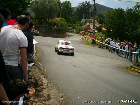 Igreja Jaime Rocha Lúcia Ford Escort RS 2000 MKI Rali Vila Nova