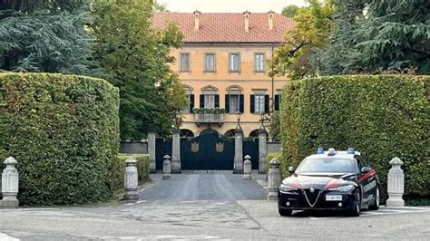 Silvio Berlusconi La Villa Di Arcore Diventer Un Museo Bigodino