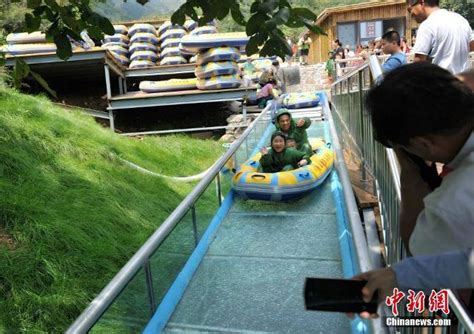 China Has A New Terrifying Glass Water Slide Koreaboo