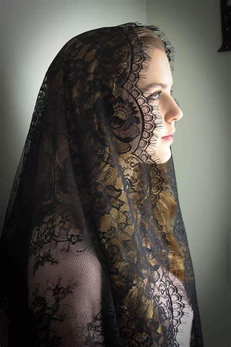 Evintage Veils Black Spanish Lace Mantilla Chapel Veil Etsy