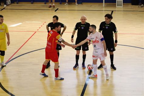 Il Messina Futsal Batte Le Aquile Molfetta E Si Garantisce Il Playout