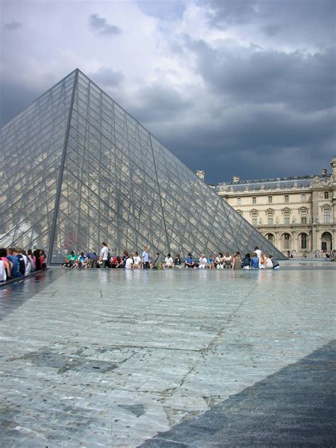 The Bessicks: Typical Tourists in Paris