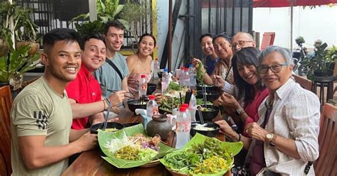 Phnom Penh Authentic Food Tour By Local Getyourguide