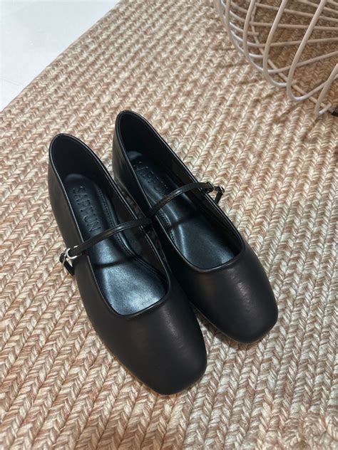 Sappun Flat Shoes Women S Fashion Footwear Flats On Carousell