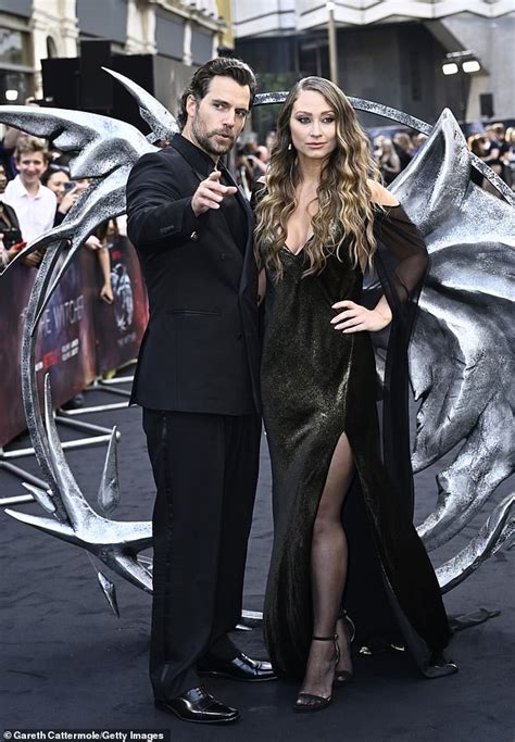 Henry Cavill S Gorgeous Girlfriend Natalie Viscuso Stuns In A Gothic