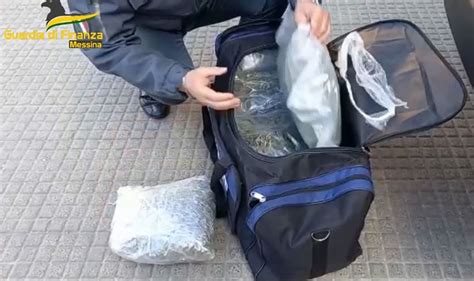 Contrasto Al Narcotraffico Agli Imbarcaderi Di Messina Arrestato