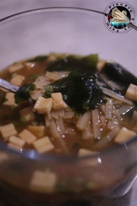 Soupe Miso Tofu Aux Nouilles De Riz A Prendre Sans Faim