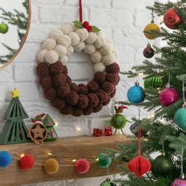 Christmas Wreaths & Garlands | Door Wreaths | Argos