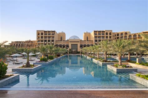 Hilton Ras Al Khaimah Resort Spa Buchen