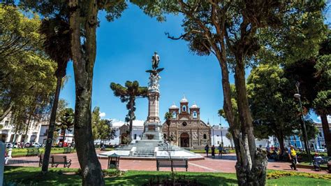 Fiestas de Riobamba Sesión Solemne por 202 años de Independencia