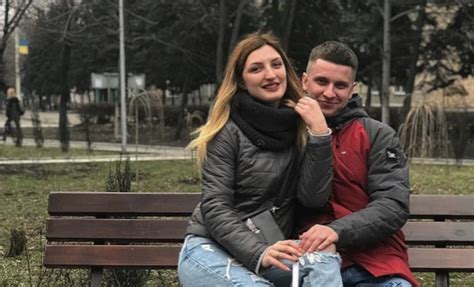 Sát hại người yêu hot girl vì chuyện k hoe t hân khi tắm biển kẻ g iết n gười lĩnh án Thế