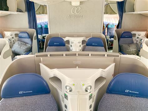 Review Air Europa Business Class On The 787 8 The Points Guy