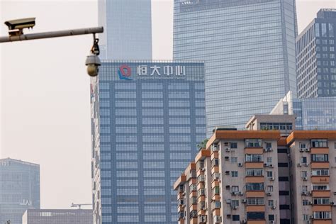 Hong Kong Regulator To Investigate PwC Auditing Of Evergrande