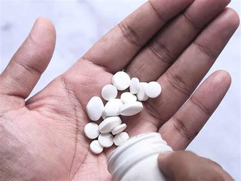 Jordan 14 Yr Old Girl Consumes 40 Pills Over Leaked Nude Photos