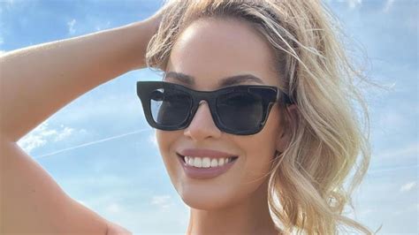 Paige Spiranac The Worlds Strongest Zipper Sends Fans Wild In A Busty Display With A Very