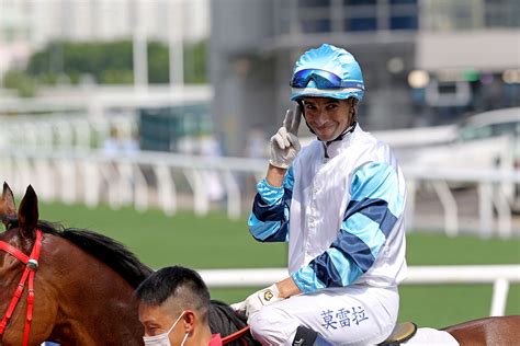 莫雷拉開鑼日大演帽子戲法 賽馬新聞 香港賽馬會