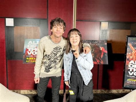 Gyllencevans On Twitter RT UpdateHLD Louis With A Fan In Japan