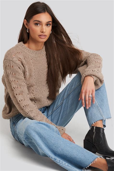 Pattern Knitted Round Neck Sweater Beige Na