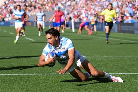 Argentina stay in Rugby World Cup last-eight hunt with Chile rout