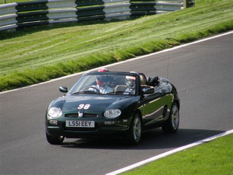 Olympus SP-550UZ - 18x zoom compact Digital Camera Review | ePHOTOzine