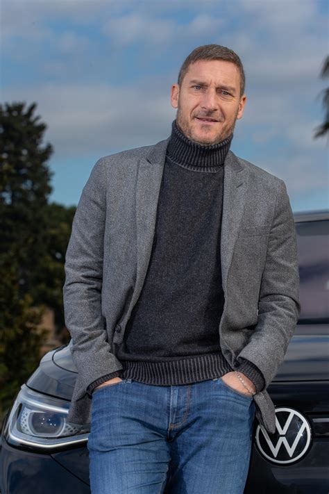 Totti Testimonial Della Gamma Elettrica Di Volkswagen