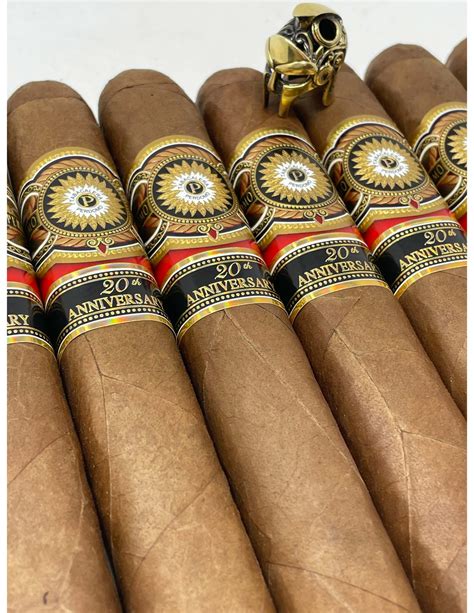 Perdomo 20th Anniversary Sun Grown Epicure E656 6 X 56 Cigar Spartan