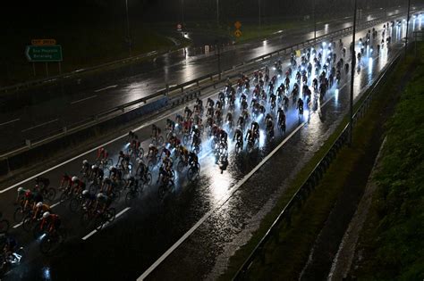 Rhb Lekas Highway Ride Catat Sejarah Dalam Malaysia Book Of Record