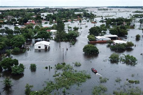 El Niño Deja Miles De Desplazados Por Inundaciones En Suramérica La