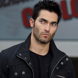 Derek Hale thinking - Tyler Hoechlin Photo (32552428) - Fanpop