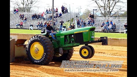 Tractor Pulling Beast Of The East Lb Tractors Pulling At