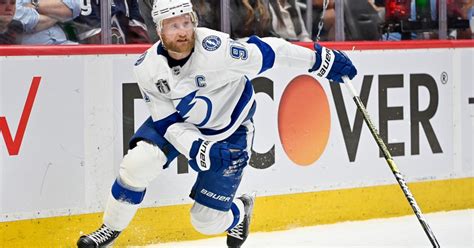 Nhl 500 Goal Scorers List Lightning Captain Steven Stamkos Hits