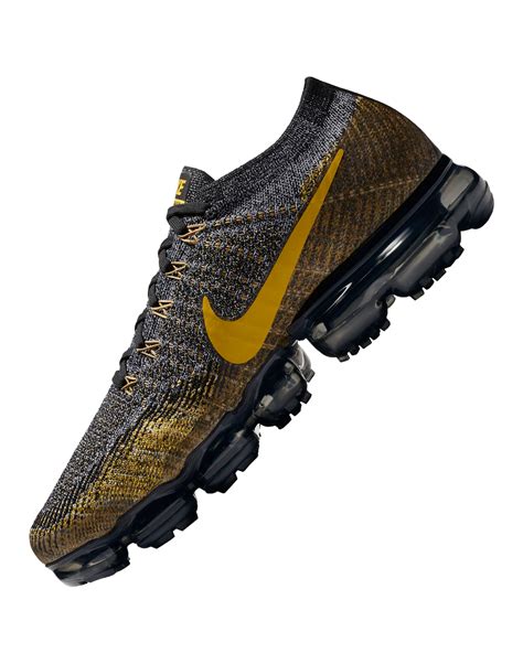 Mens Nike Air Vapormax Flyknit Black And Gold Life Style Sports