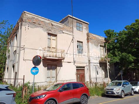 Palazzo Edificio Corso Giacomo Matteotti Patti Rif