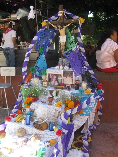 Flavors of the Sun: Mexican Day of the Dead: The Altars