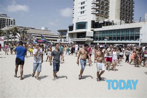 Il Gay Pride Di Tel Aviv