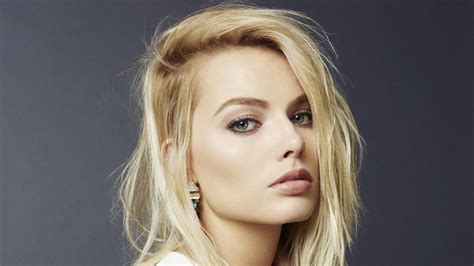 Margot Robbie Blonde Celebrity 4K HD Wallpaper Rare Gallery